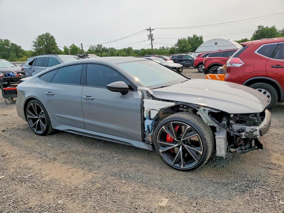 60406046 :رقم المزاد ، WUAPCBF23MN903894 vin ، 2021 Audi Rs7 مزاد بيع