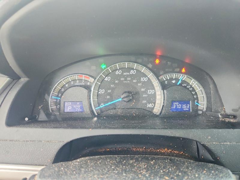 60967216 :رقم المزاد ، 4T1BF1FK9EU321228 vin ، 2014 Toyota Camry مزاد بيع