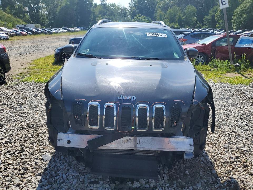 Продажа на аукционе авто 2017 Jeep Cherokee, vin: 1C4PJMCB3HW635058, номер лота: 61666426