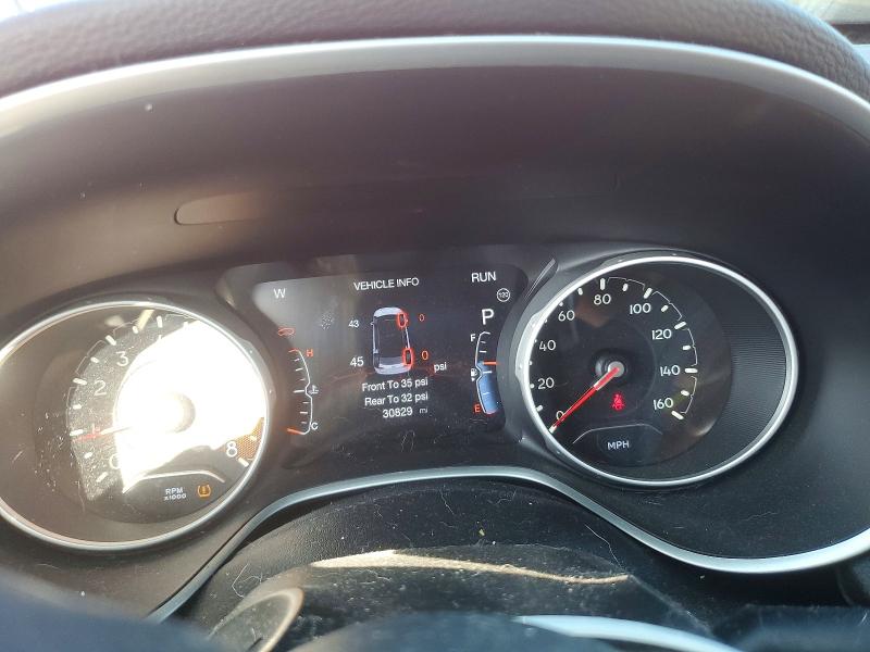 61069526 :رقم المزاد ، 3C4NJDBB1JT415535 vin ، 2018 Jeep Compass مزاد بيع