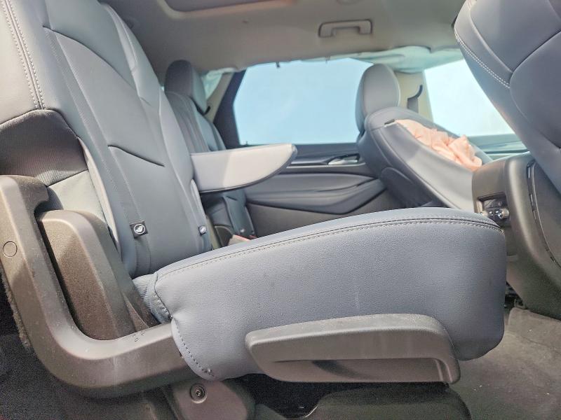 61140366 :رقم المزاد ، 5GAERBKW2KJ321609 vin ، 2019 Buick Enclave مزاد بيع
