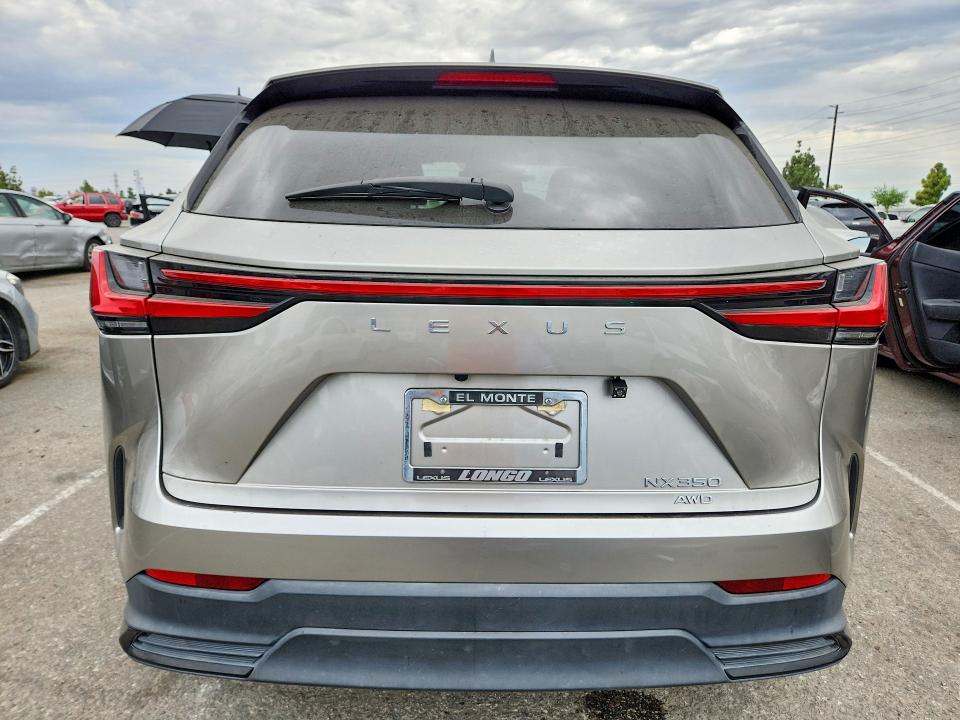 61795286 :رقم المزاد ، JTJAGCEZ7N5001615 vin ، 2022 Lexus Nx مزاد بيع