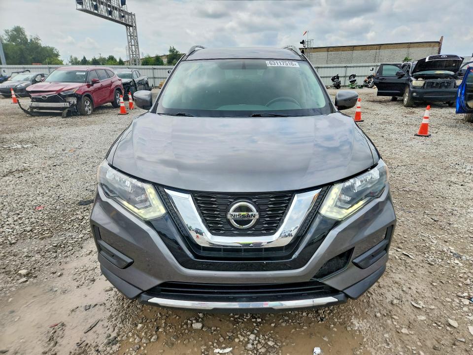 2018 Nissan Rogue მანქანა იყიდება აუქციონზე, vin: 5N1AT2MV8JC825812, აუქციონის ნომერი: 63117516