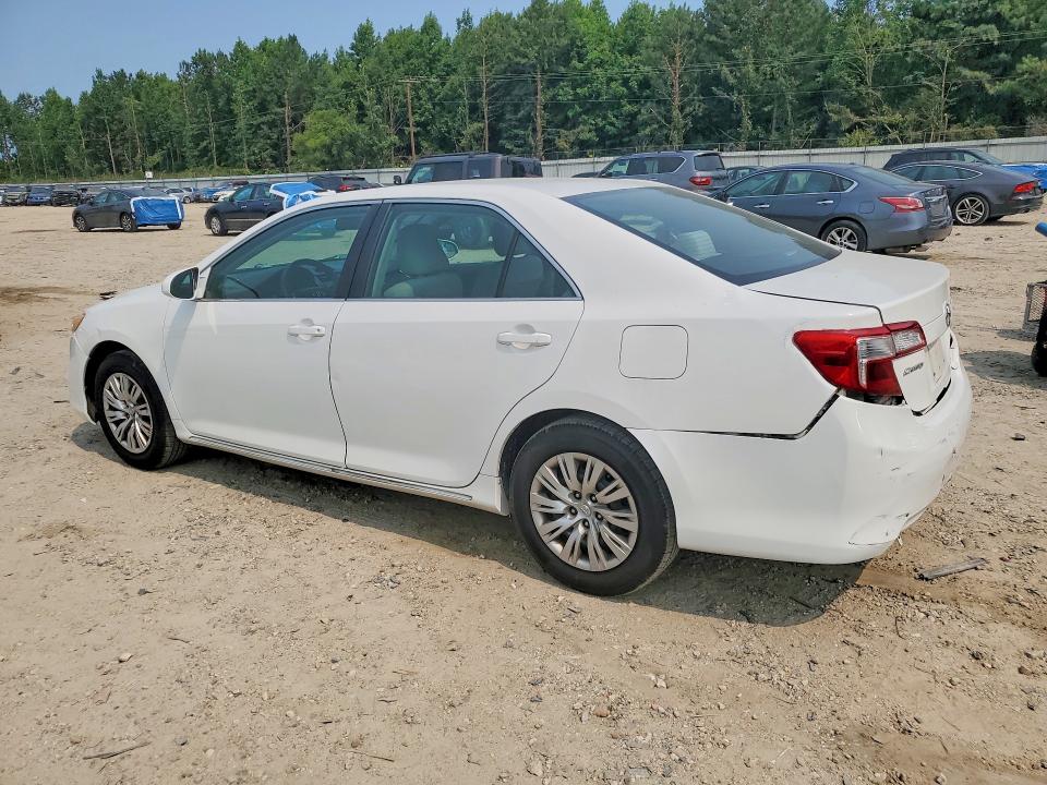 2013 Toyota Camry მანქანა იყიდება აუქციონზე, vin: 4T4BF1FKXDR284713, აუქციონის ნომერი: 61321056