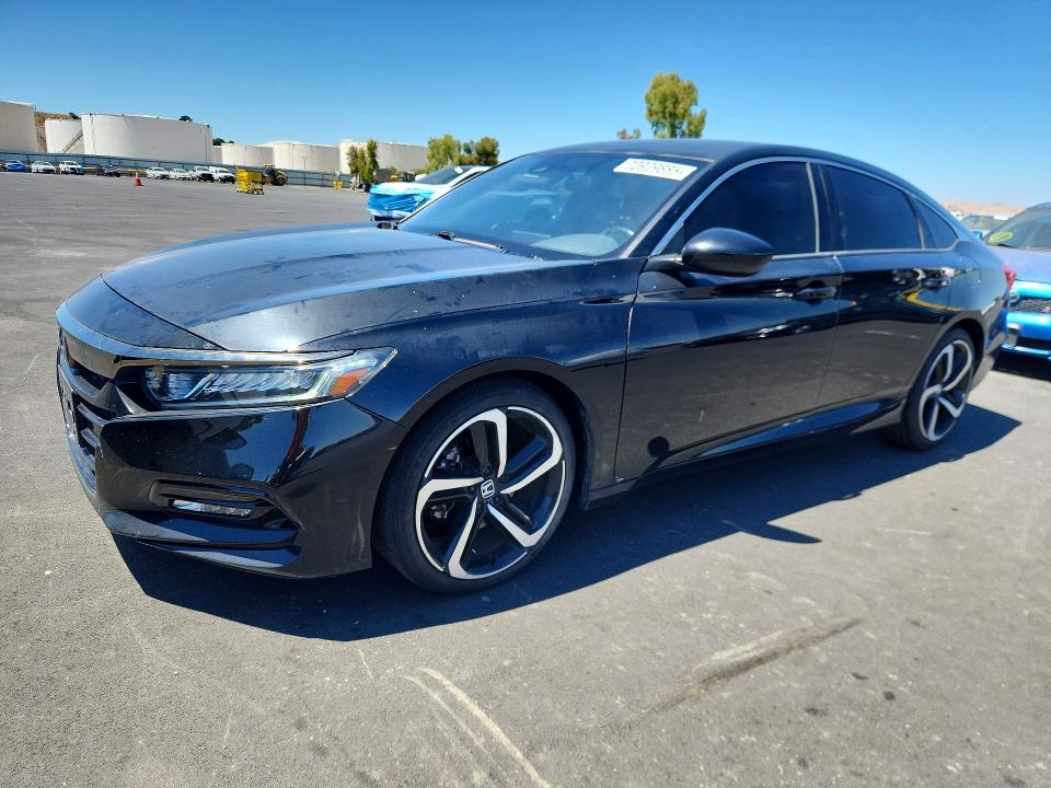 Продажа на аукционе авто 2018 Honda Accord, vin: 1HGCV1F33JA187978, номер лота: 70929885