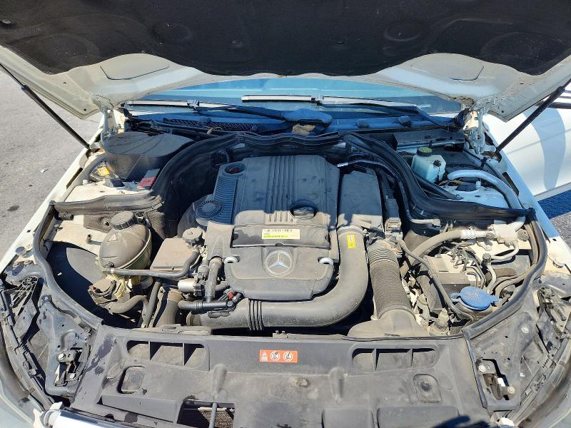 Продажа на аукционе авто 2013 Mercedes-benz C, vin: WDDGF4HB2DA797626, номер лота: 59085066