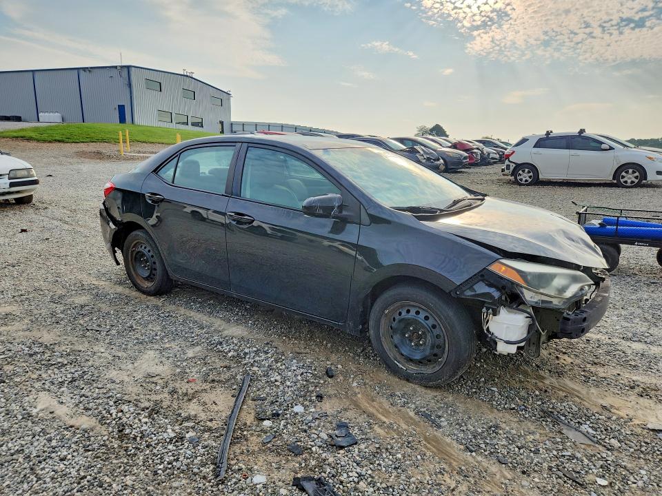Продажа на аукционе авто 2015 Toyota Corolla, vin: 5YFBURHEXFP318689, номер лота: 62949416