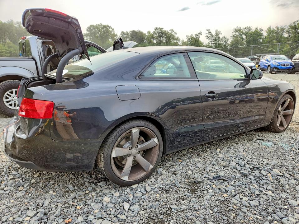 2014 Audi A5 მანქანა იყიდება აუქციონზე, vin: WAURFAFR9EA037161, აუქციონის ნომერი: 62877306