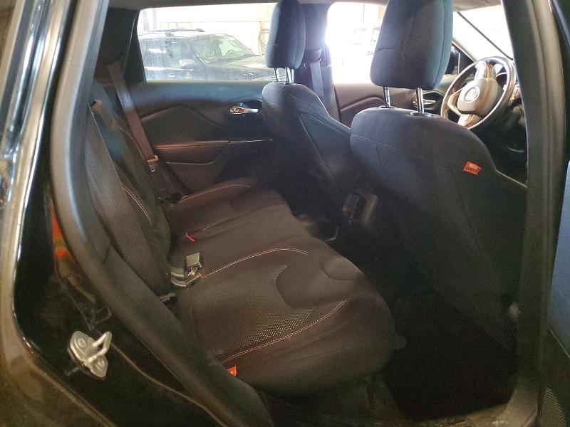 60303176 :رقم المزاد ، 1C4PJMCB7GW247054 vin ، 2016 Jeep Cherokee مزاد بيع