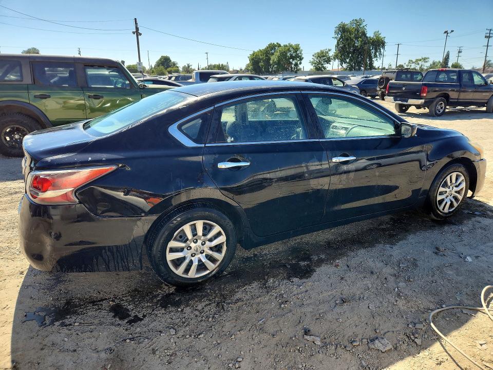 Продаж на аукціоні авто 2015 Nissan Altima, vin: 1N4AL3AP1FN300236, номер лоту: 60330546