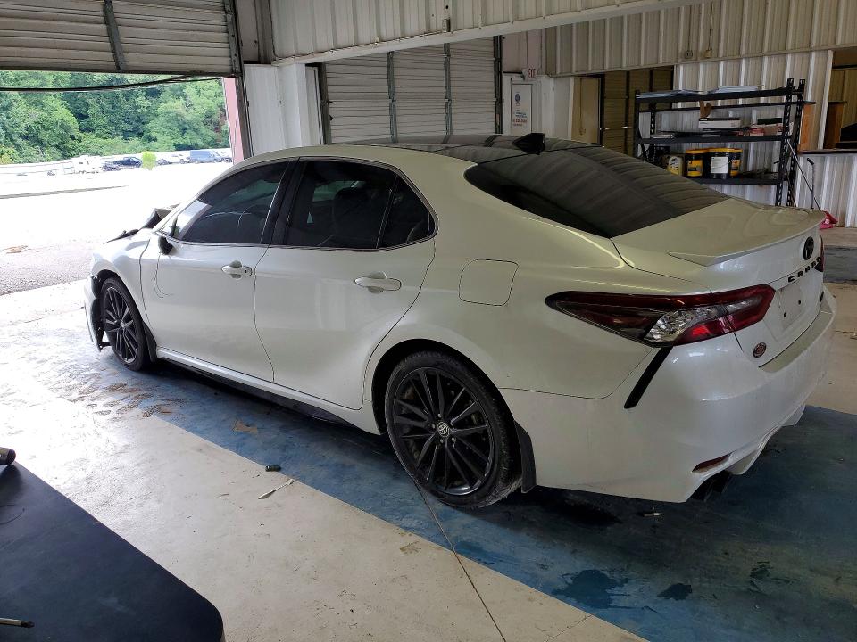 2022 Toyota Camry მანქანა იყიდება აუქციონზე, vin: 4T1K61AK7NU006662, აუქციონის ნომერი: 61236336