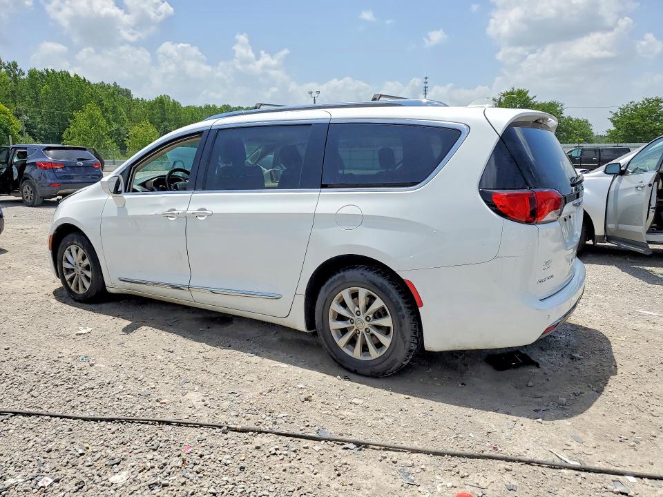 2019 Chrysler Pacifica მანქანა იყიდება აუქციონზე, vin: 2C4RC1BG6KR581446, აუქციონის ნომერი: 59150336