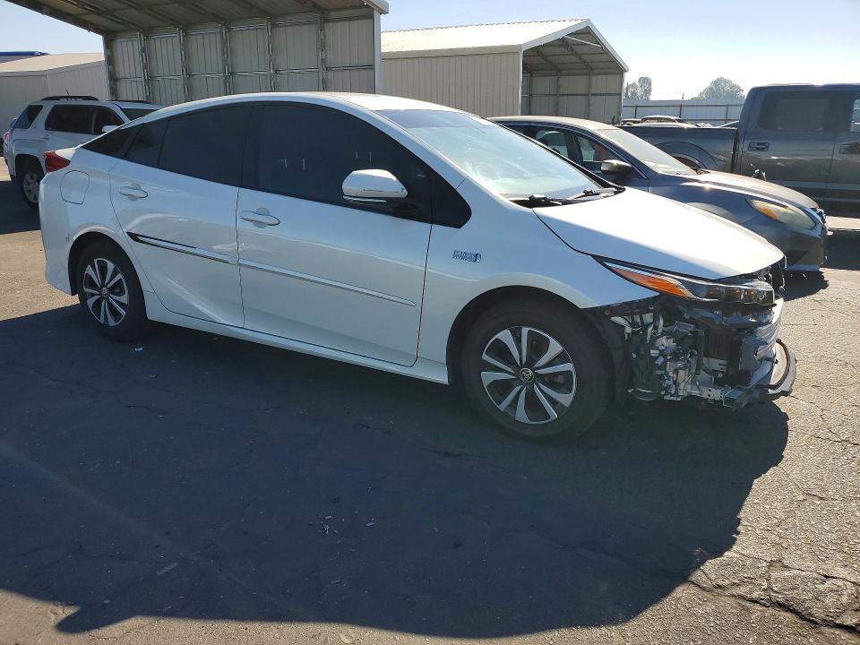60247886 :رقم المزاد ، JTDKARFP1J3078558 vin ، 2018 Toyota Prius Prime مزاد بيع