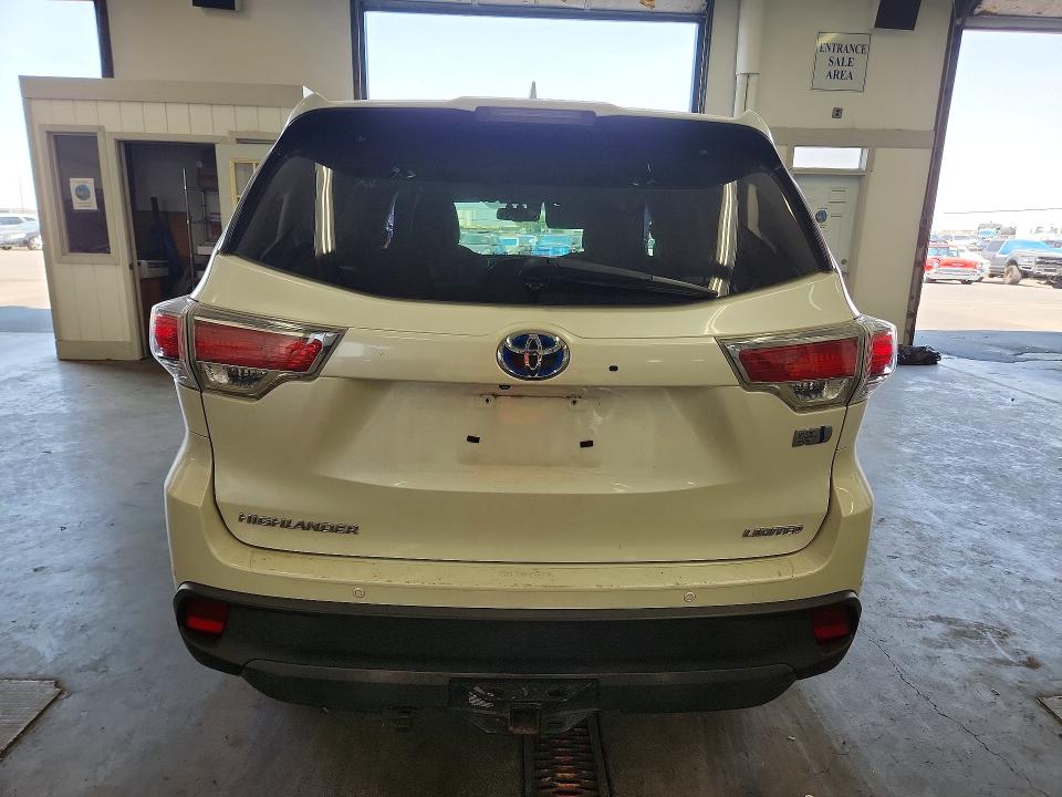 Auction sale of the 2015 Toyota Highlander Hybrid, vin: 5TDDCRFH4FS009204, lot number: 63182876