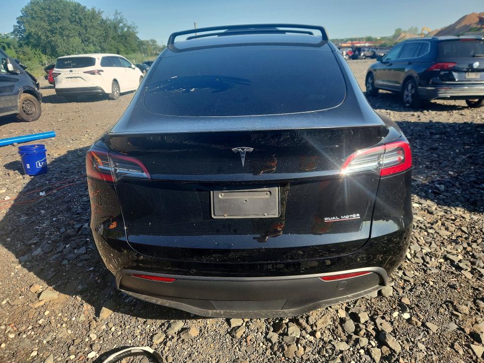 61110286 :رقم المزاد ، 5YJYGDEF2MF121638 vin ، 2021 Tesla Model Y مزاد بيع