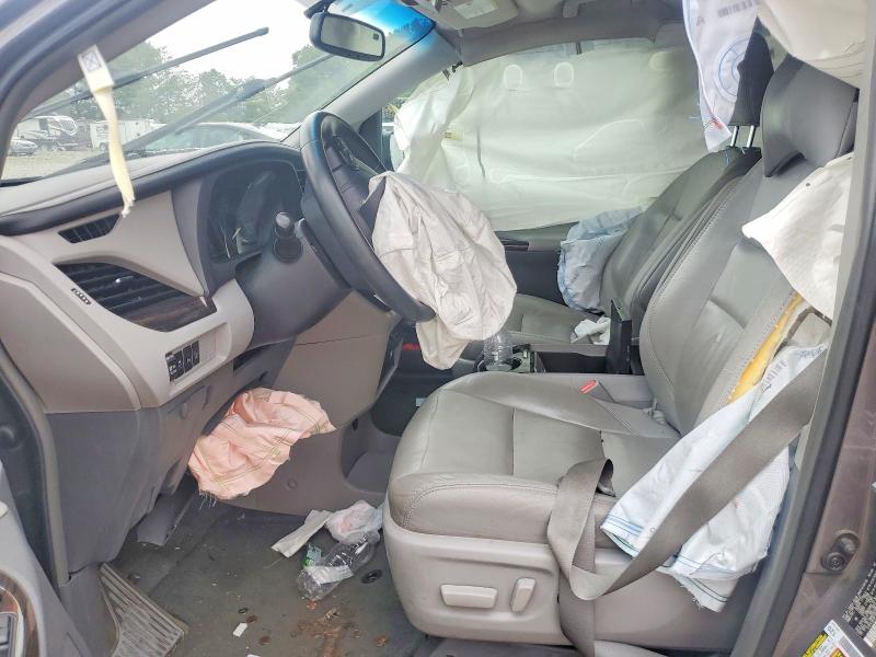 2015 Toyota Sienna მანქანა იყიდება აუქციონზე, vin: 5TDYK3DC8FS629420, აუქციონის ნომერი: 60436716