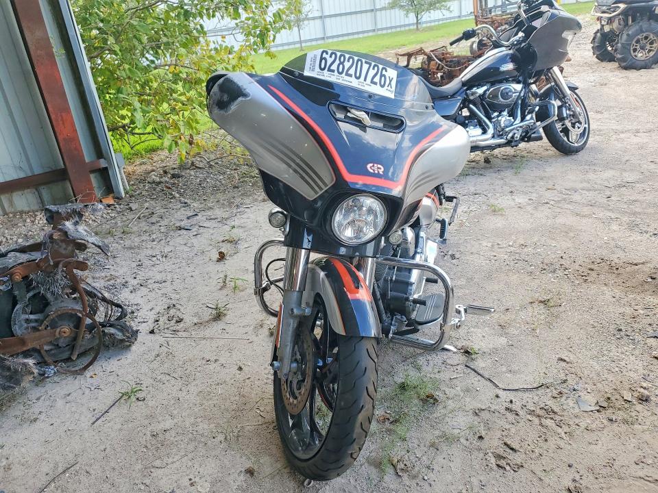 62820726 :رقم المزاد ، 1HD1KRM18EB627223 vin ، 2014 Harley-davidson Flhxs مزاد بيع