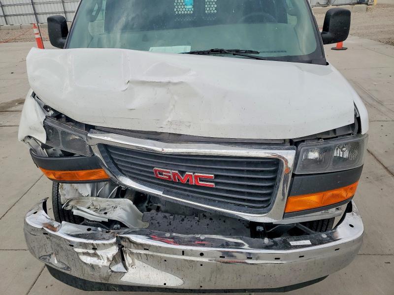 61888116 :رقم المزاد ، 1GTW7AFP6R1247272 vin ، 2024 Gmc Savana مزاد بيع