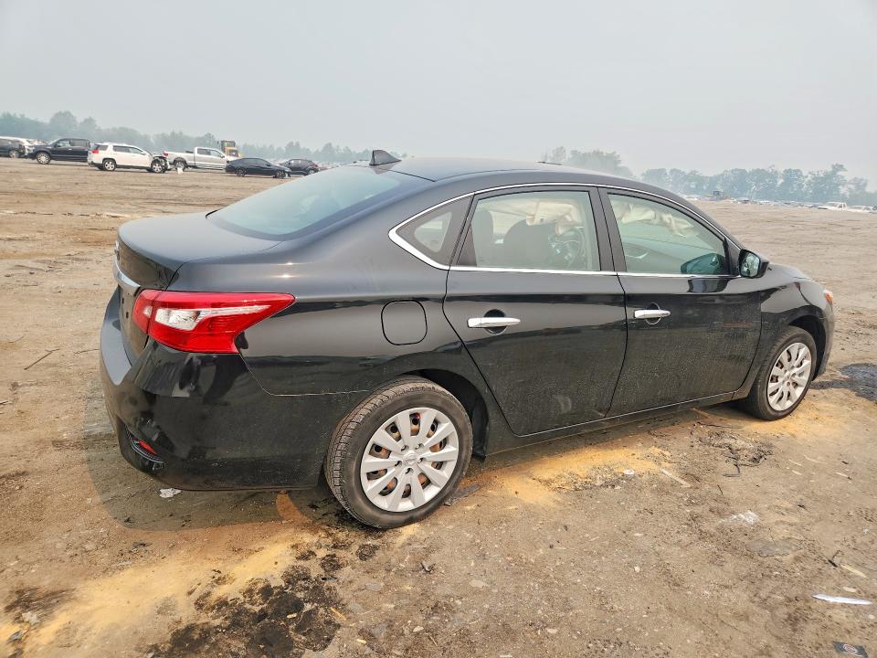 Продажа на аукционе авто 2018 Nissan Sentra, vin: 3N1AB7APXJY220582, номер лота: 61604486