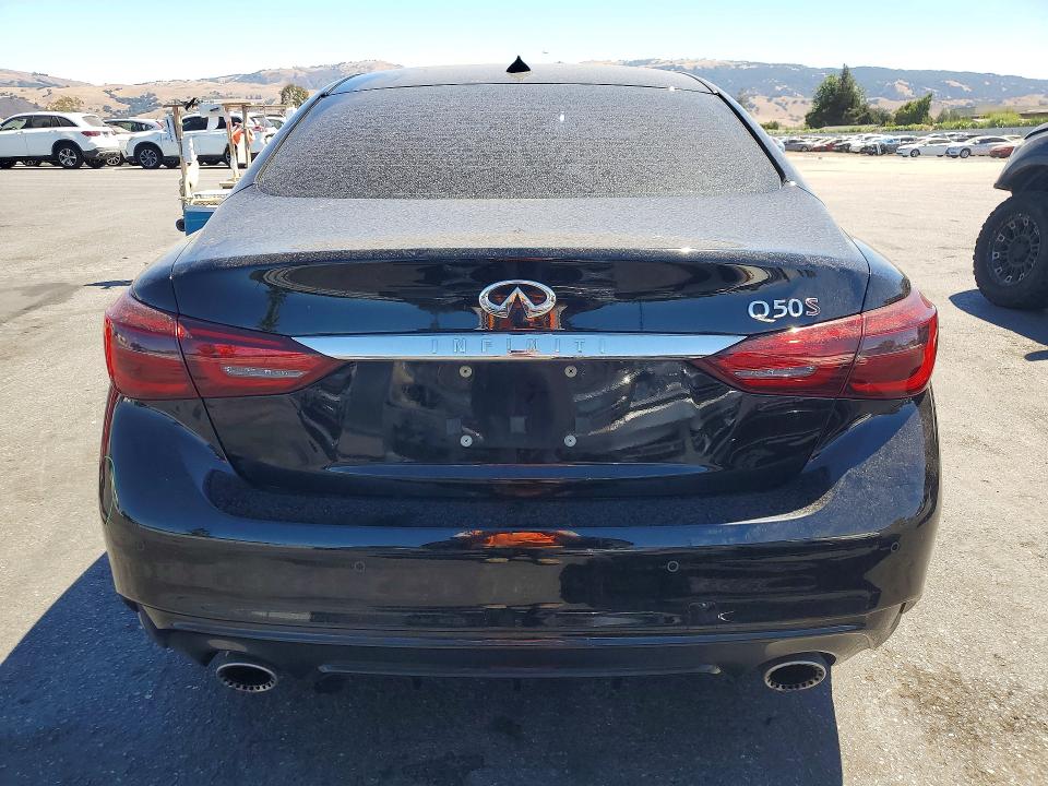 61988526 :رقم المزاد ، JN1FV7AP2JM460161 vin ، 2018 Infiniti Q50 مزاد بيع