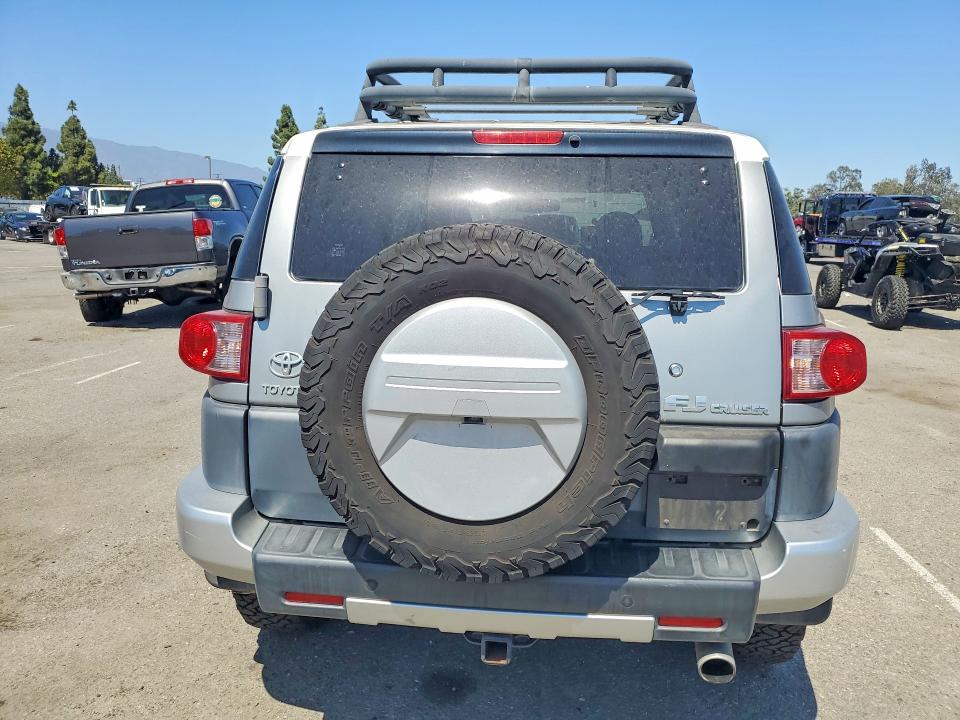 Продажа на аукционе авто 2010 Toyota Fj Cruiser, vin: JTEBU4BF2AK093594, номер лота: 62916176