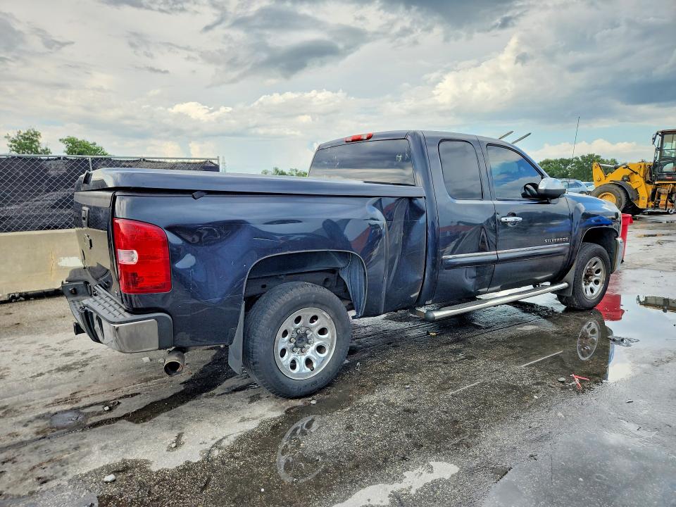 Продажа на аукционе авто 2013 Chevrolet Silverado, vin: 1GCRCSE08DZ173656, номер лота: 61576396