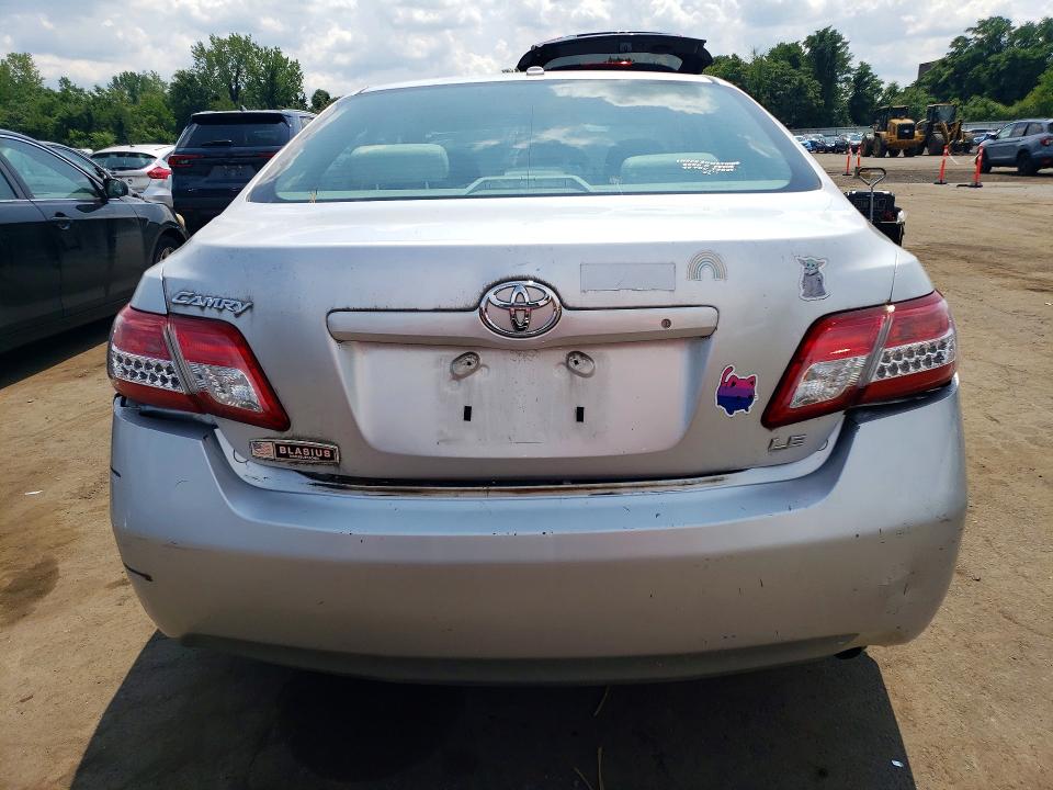 2011 Toyota Camry მანქანა იყიდება აუქციონზე, vin: 4T1BF3EK6BU704634, აუქციონის ნომერი: 62804126