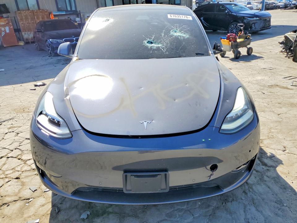 61635176 :رقم المزاد ، 5YJYGDEF1LF000114 vin ، 2020 Tesla Model Y مزاد بيع