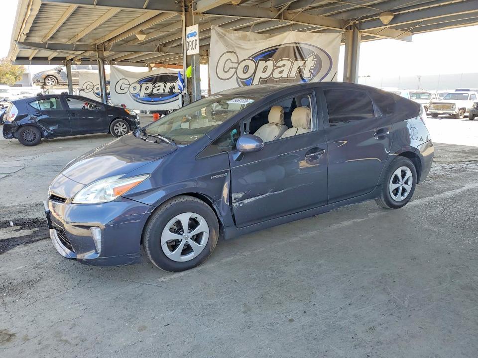2015 Toyota Prius მანქანა იყიდება აუქციონზე, vin: JTDKN3DU3F0481475, აუქციონის ნომერი: 59681336