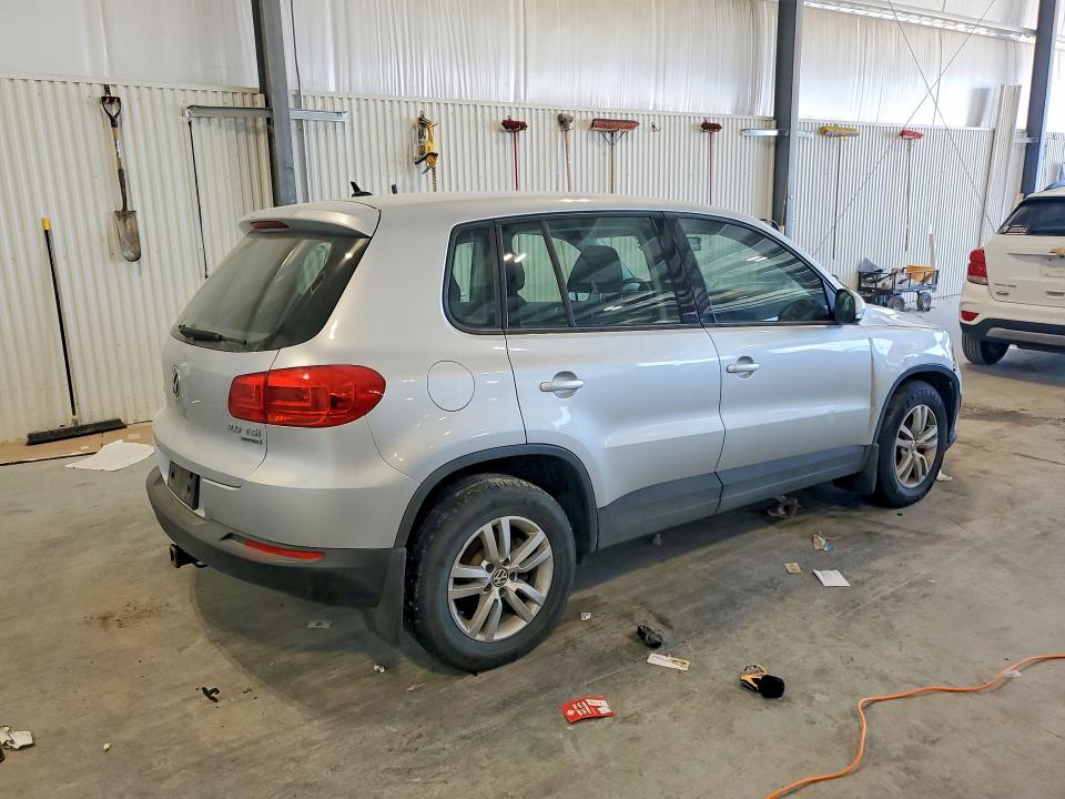 2012 Volkswagen Tiguan მანქანა იყიდება აუქციონზე, vin: WVGBV7AXXCW542699, აუქციონის ნომერი: 60829176