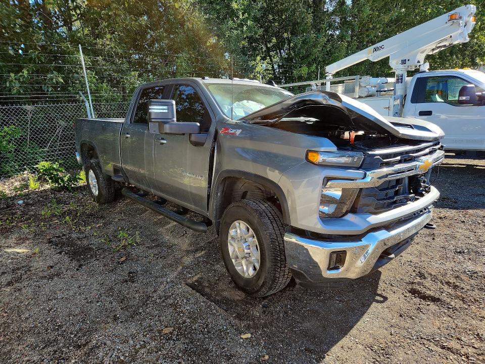 59237646 :رقم المزاد ، 1GC4KTE72TF196009 vin ، 2026 Chevrolet Silverado مزاد بيع