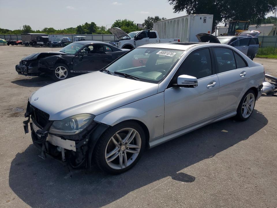 2012 Mercedes-benz C მანქანა იყიდება აუქციონზე, vin: WDDGF4HB8CA607021, აუქციონის ნომერი: 60081076