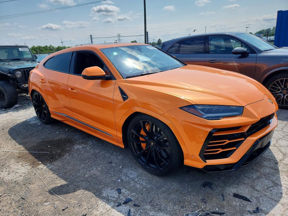 62287256 :رقم المزاد ، ZPBUA1ZL2NLA16569 vin ، 2022 Lamborghini Urus مزاد بيع