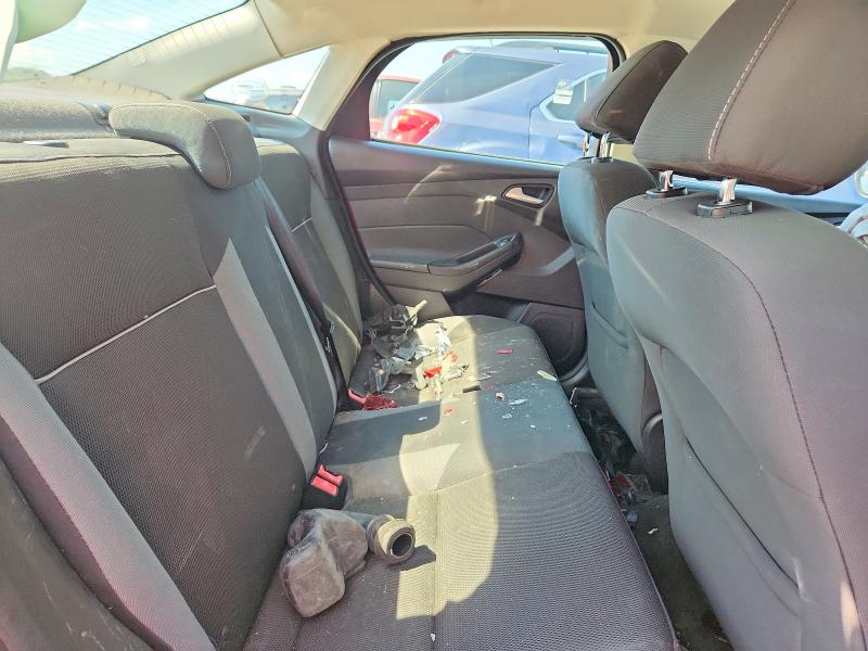 63200296 :رقم المزاد ، 1FADP3F22EL388139 vin ، 2014 Ford Focus مزاد بيع
