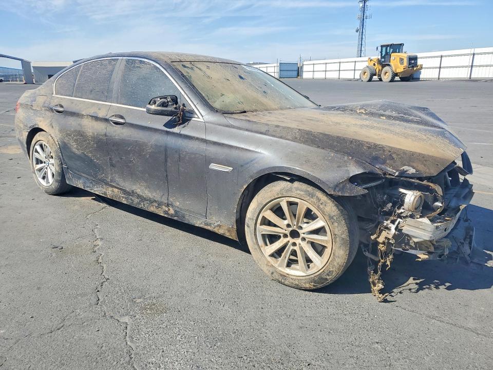 59335836 :رقم المزاد ، WBA5A5C56ED504914 vin ، 2014 Bmw 528 مزاد بيع