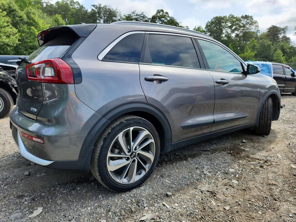 2017 Kia Niro მანქანა იყიდება აუქციონზე, vin: KNDCE3LC1H5063418, აუქციონის ნომერი: 62161706