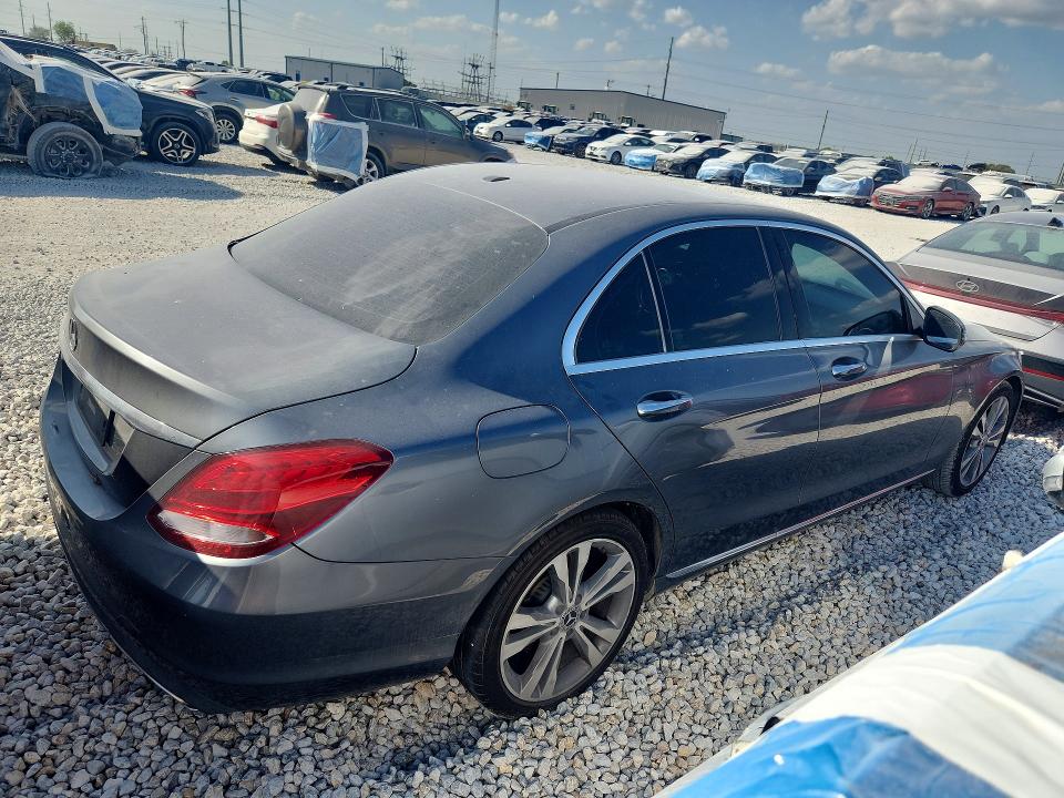 2018 Mercedes-benz C მანქანა იყიდება აუქციონზე, vin: 55SWF4JB4JU278188, აუქციონის ნომერი: 61944026