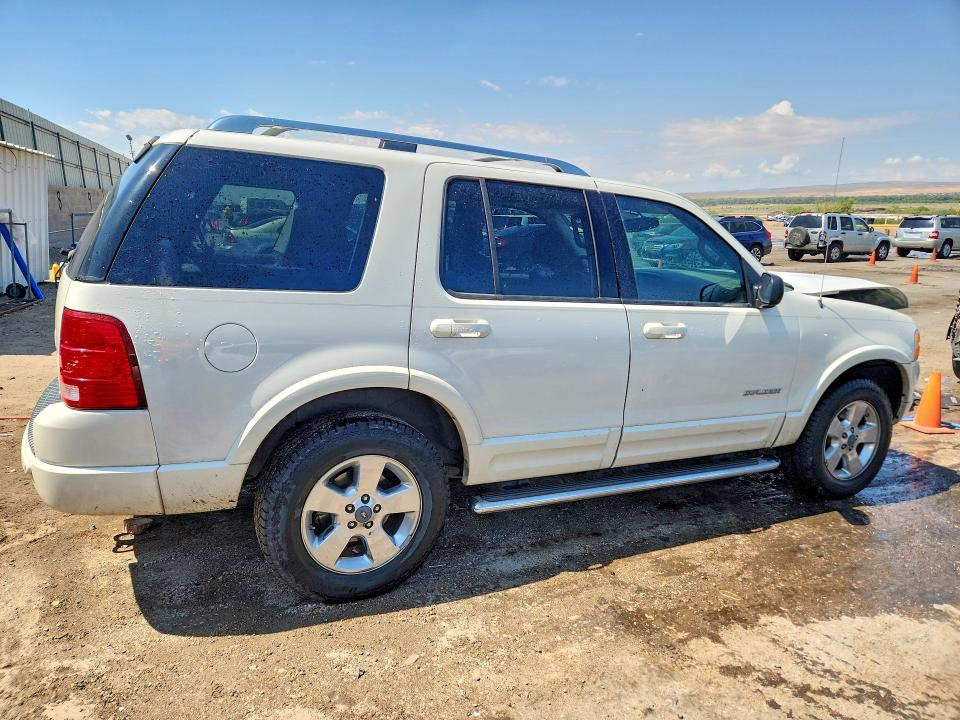 2004 Ford Explorer მანქანა იყიდება აუქციონზე, vin: 1FMDU75W74ZA63900, აუქციონის ნომერი: 61500686