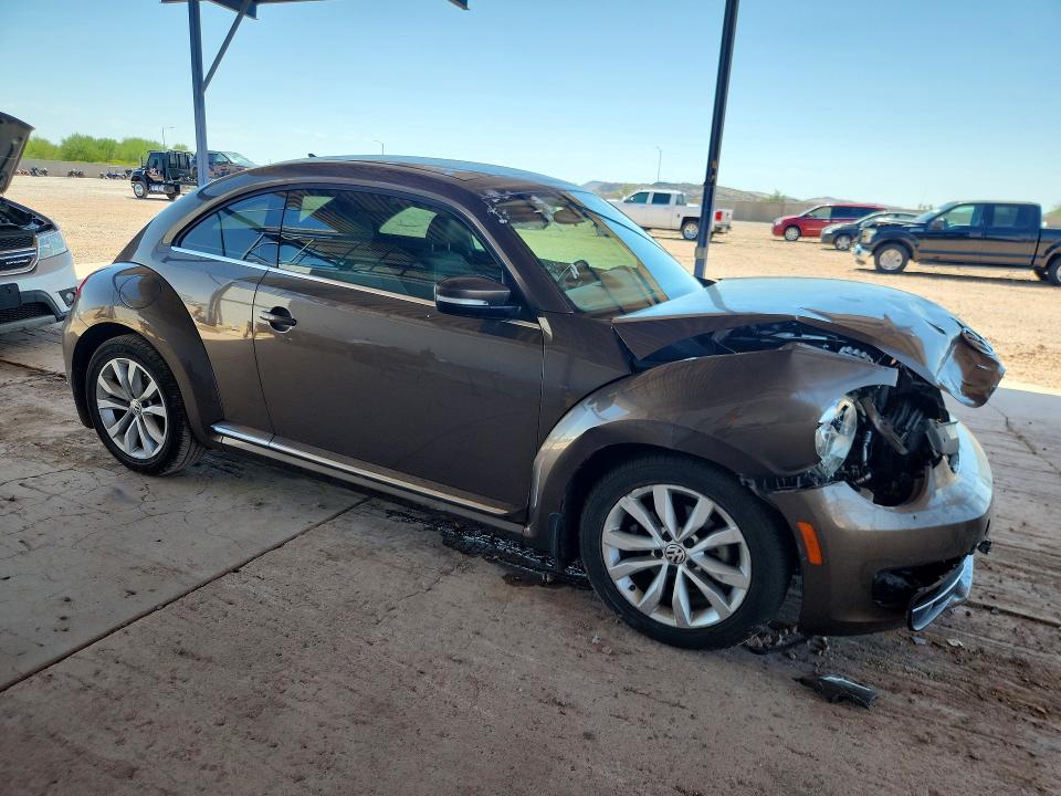 60271386 :رقم المزاد ، 3VWJL7AT2DM692789 vin ، 2013 Volkswagen Beetle مزاد بيع