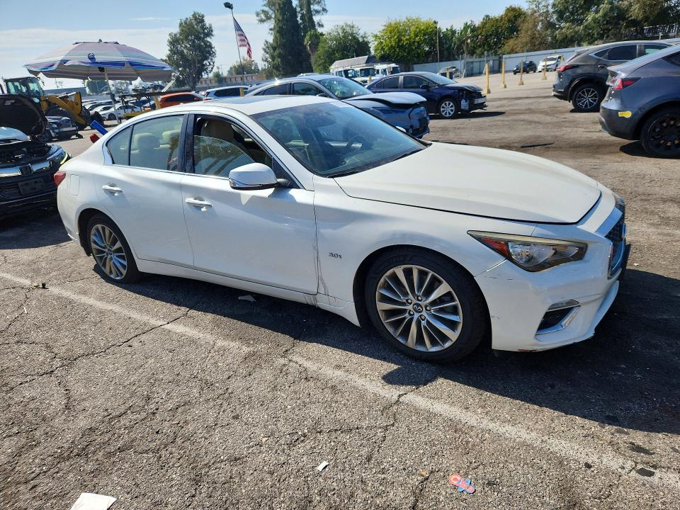 Продаж на аукціоні авто 2018 Infiniti Q50, vin: JN1EV7AP9JM352308, номер лоту: 61606996