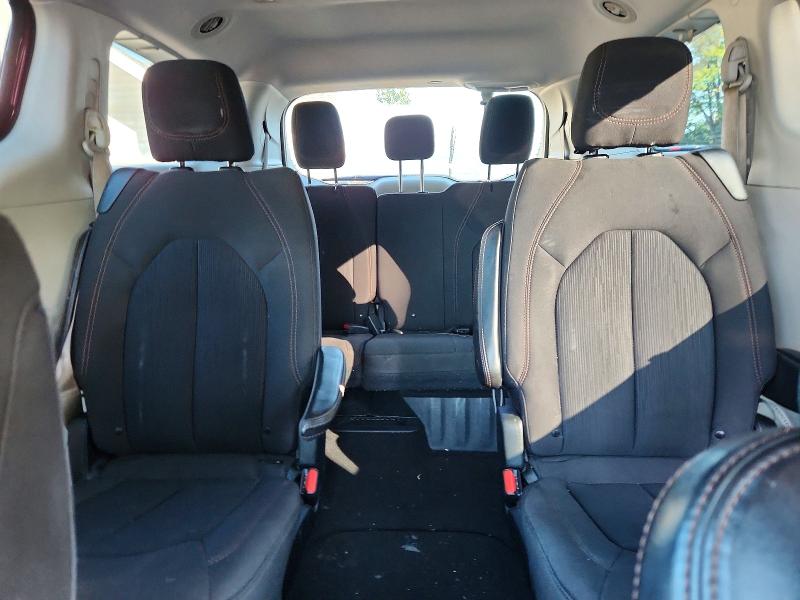Продажа на аукционе авто 2018 Chrysler Pacifica, vin: 2C4RC1FG0JR117884, номер лота: 62927346