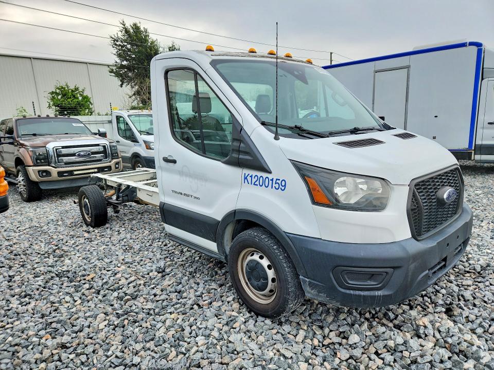 61781196 :رقم المزاد ، 1FDBW5Z84LKB24936 vin ، 2020 Ford Transit مزاد بيع