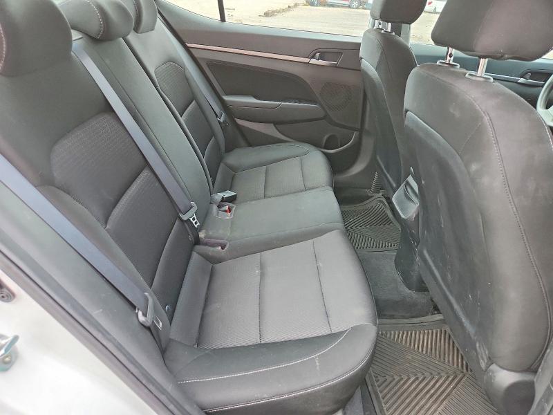 61601096 :رقم المزاد ، 5NPD84LF8JH296665 vin ، 2018 Hyundai Elantra مزاد بيع
