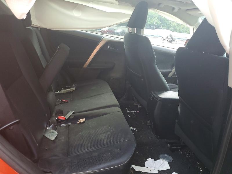 58197316 :رقم المزاد ، 2T3RFREV5FW311782 vin ، 2015 Toyota Rav4 مزاد بيع