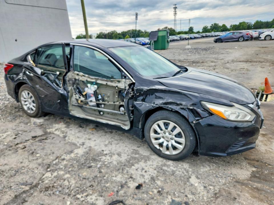 62521546 :رقم المزاد ، 1N4AL3APXHC279319 vin ، 2017 Nissan Altima مزاد بيع