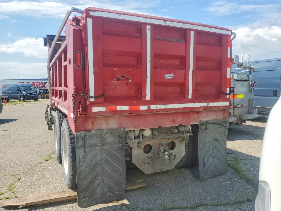59595426 :رقم المزاد ، 1FUY3MCB9SH642552 vin ، 1995 Freightliner Unknown مزاد بيع