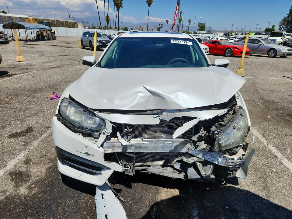 2018 Honda Civic მანქანა იყიდება აუქციონზე, vin: 19XFC2F78JE207827, აუქციონის ნომერი: 60983776
