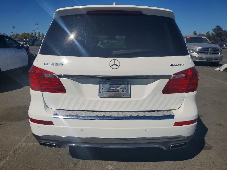 Продажа на аукционе авто 2015 Mercedes-benz Gl, vin: 4JGDF6EE8FA475689, номер лота: 60514906