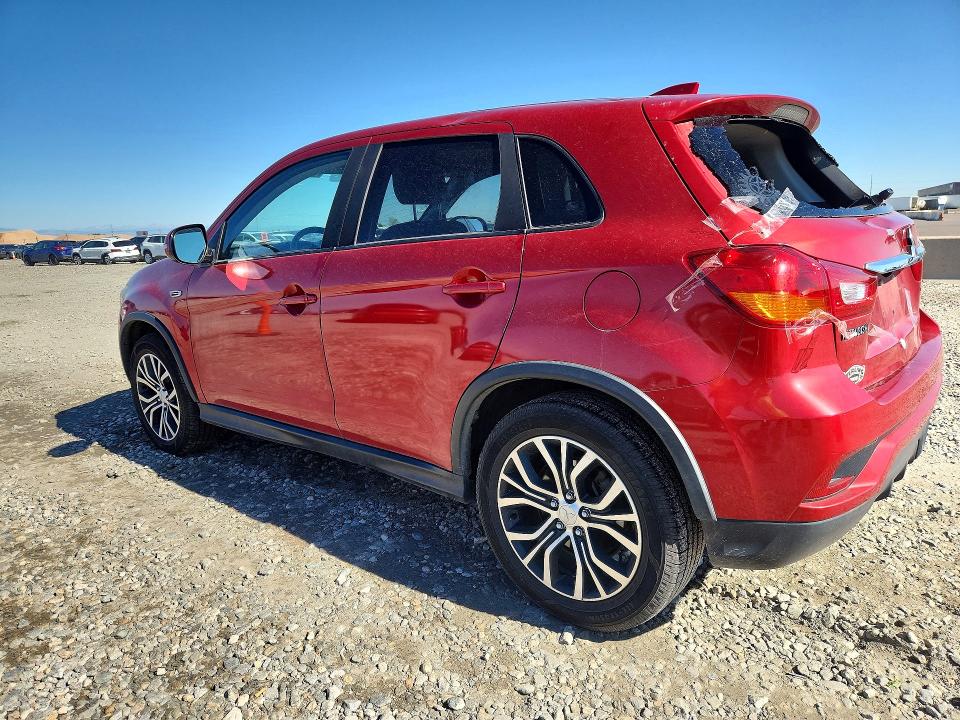 60017306 :رقم المزاد ، JA4AR3AU0JU005247 vin ، 2018 Mitsubishi Outlander Sport مزاد بيع