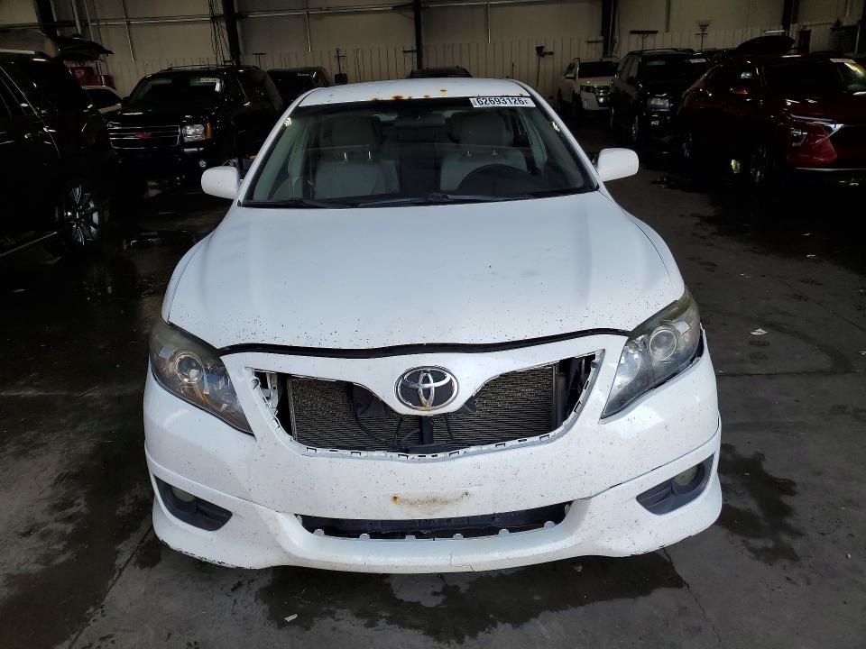 Продаж на аукціоні авто 2011 Toyota Camry, vin: 4T1BF3EK4BU726177, номер лоту: 62693126